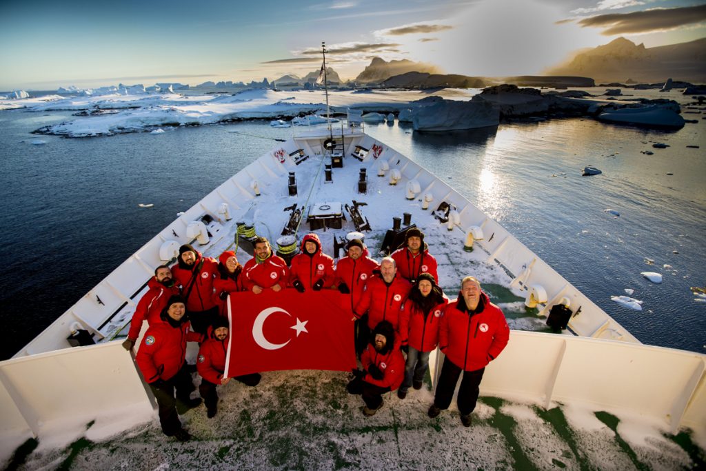 Turkish Scientists Completed Antarctic Research Expedition 2016